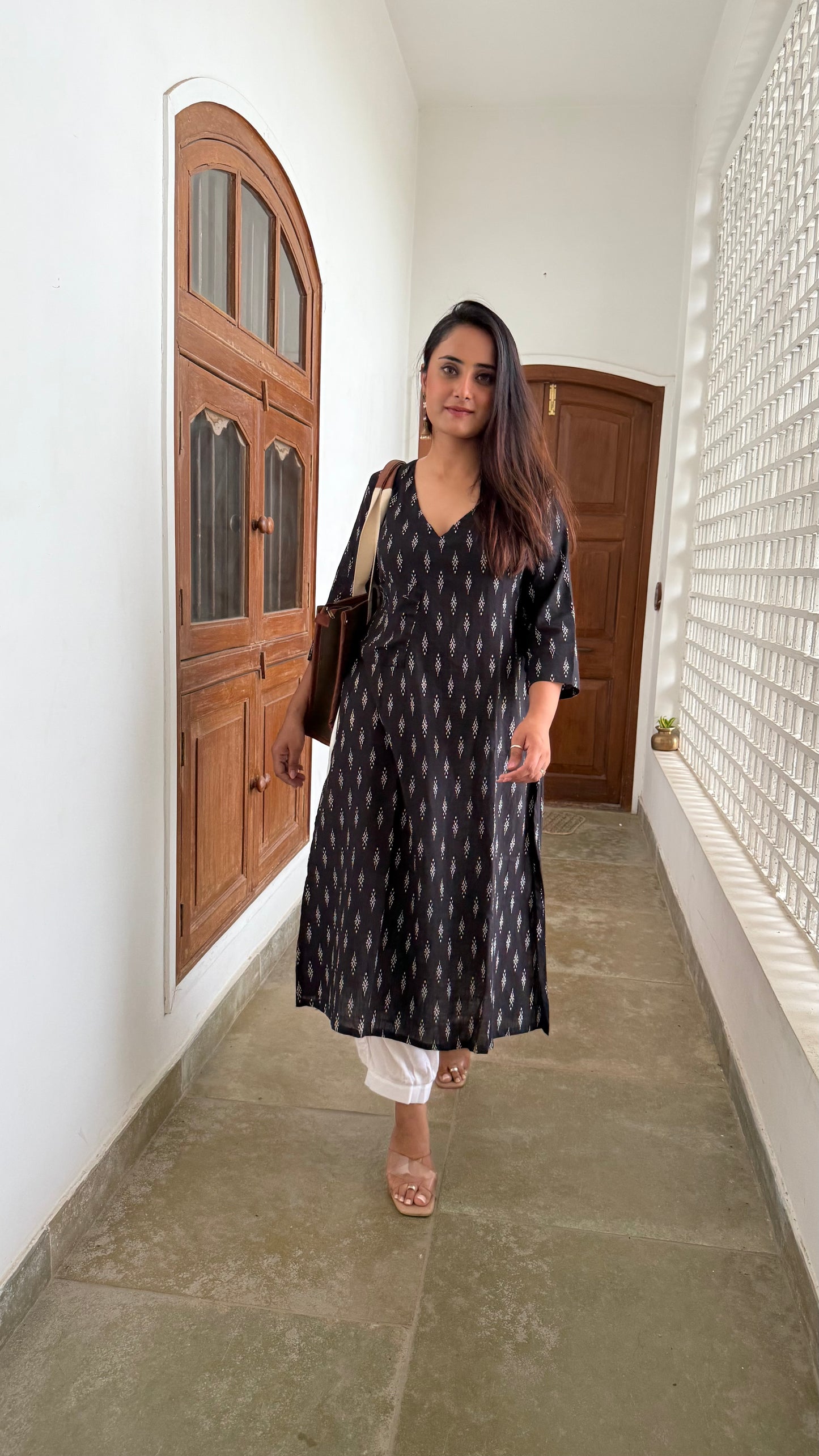 NEEMA BLACK KURTA SET