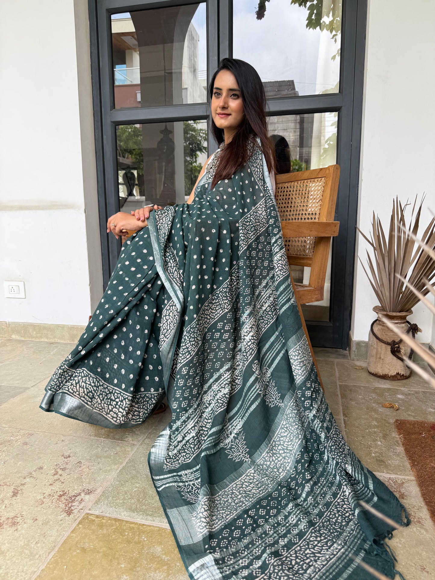 Neema Dabu Linen Saree (Teerth By Amaanyaa)