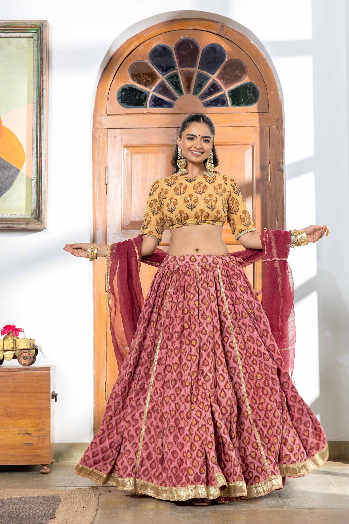 Hetvi Gulabi Handblock lehenga