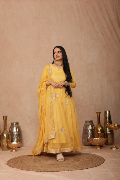 Kaashvi Yellow Organza Anarkali Set