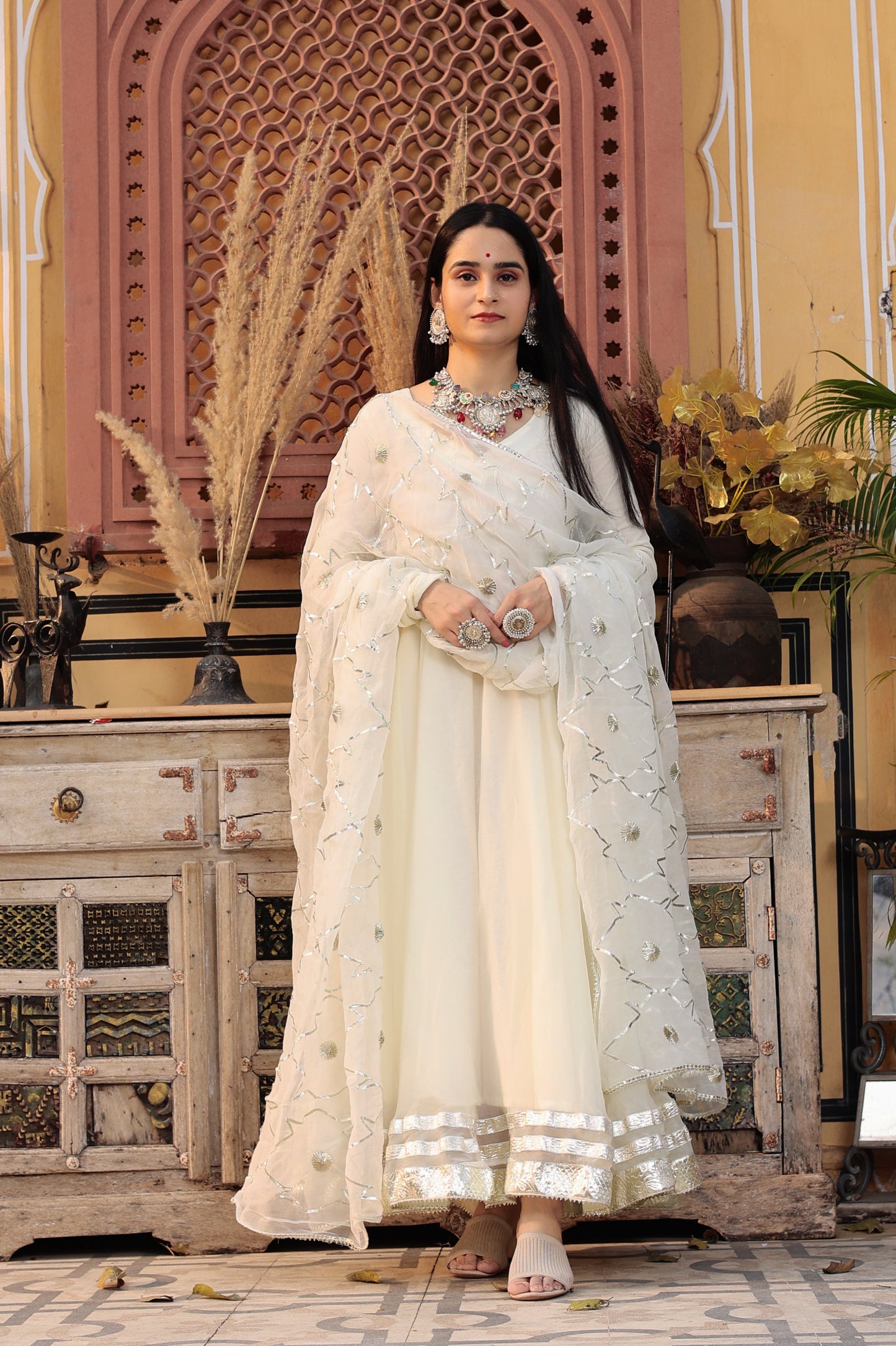 Vaniki Off White Chiffon Anarkali Set