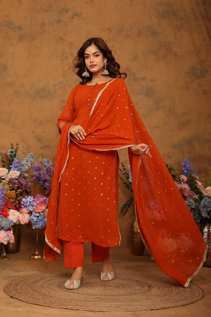 Katha Suit Set