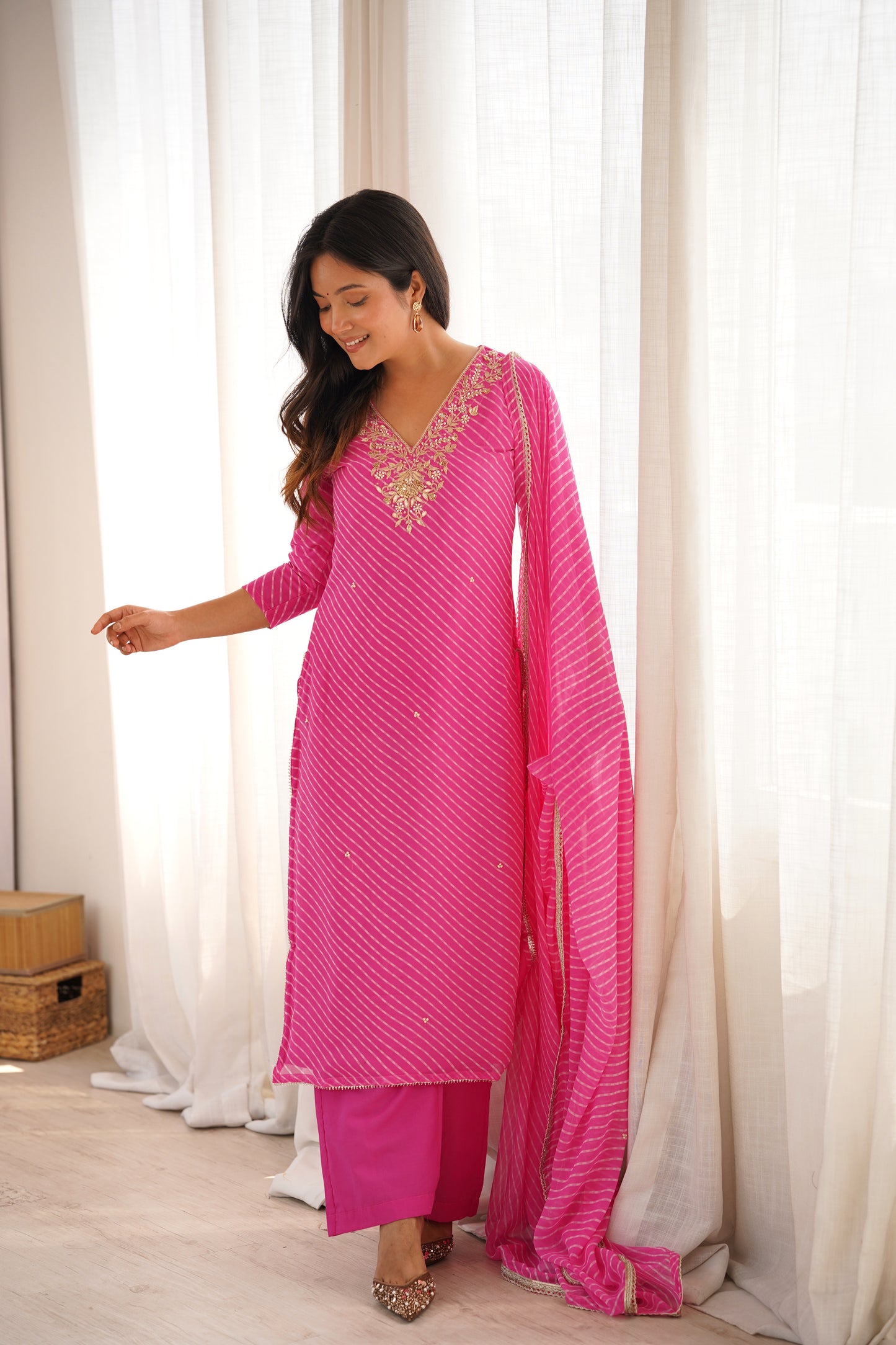 Arti Pink Handwork Leheriya Suit Set