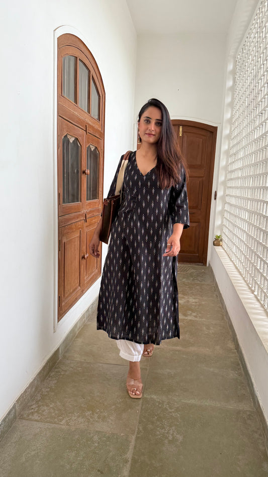 NEEMA BLACK KURTA SET