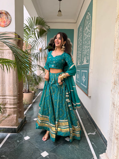 Shweta Aqua Bandhani Lehenga