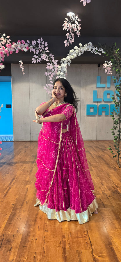 Siddhi Rani Bandhani lehenga