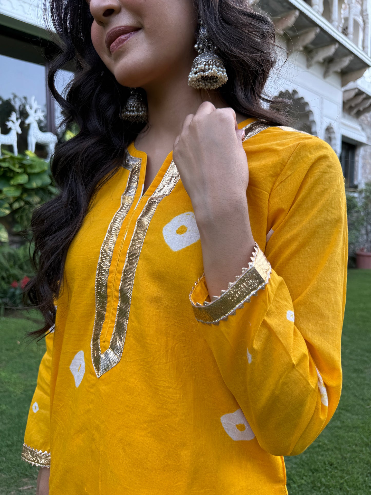 Mannat Yellow Bandhani Farshi Set