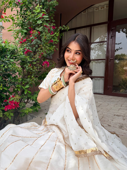 Atharvaa Ivory Lehenga
