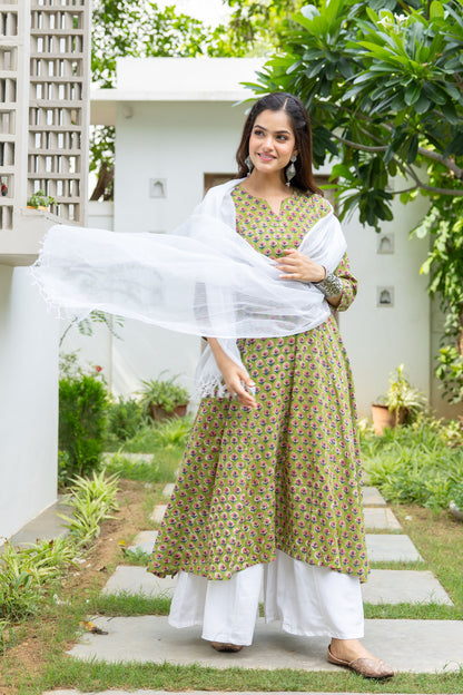 Akrita Dabu Slub Cotton kali Kurta Set