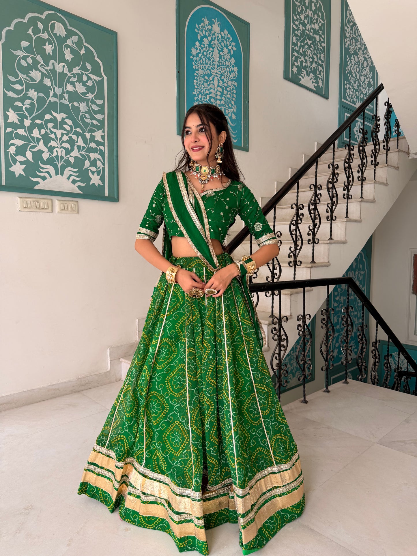 Shweta Green Bandhani Lehenga