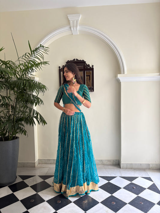 Siddhi Firozi Bandhani lehenga