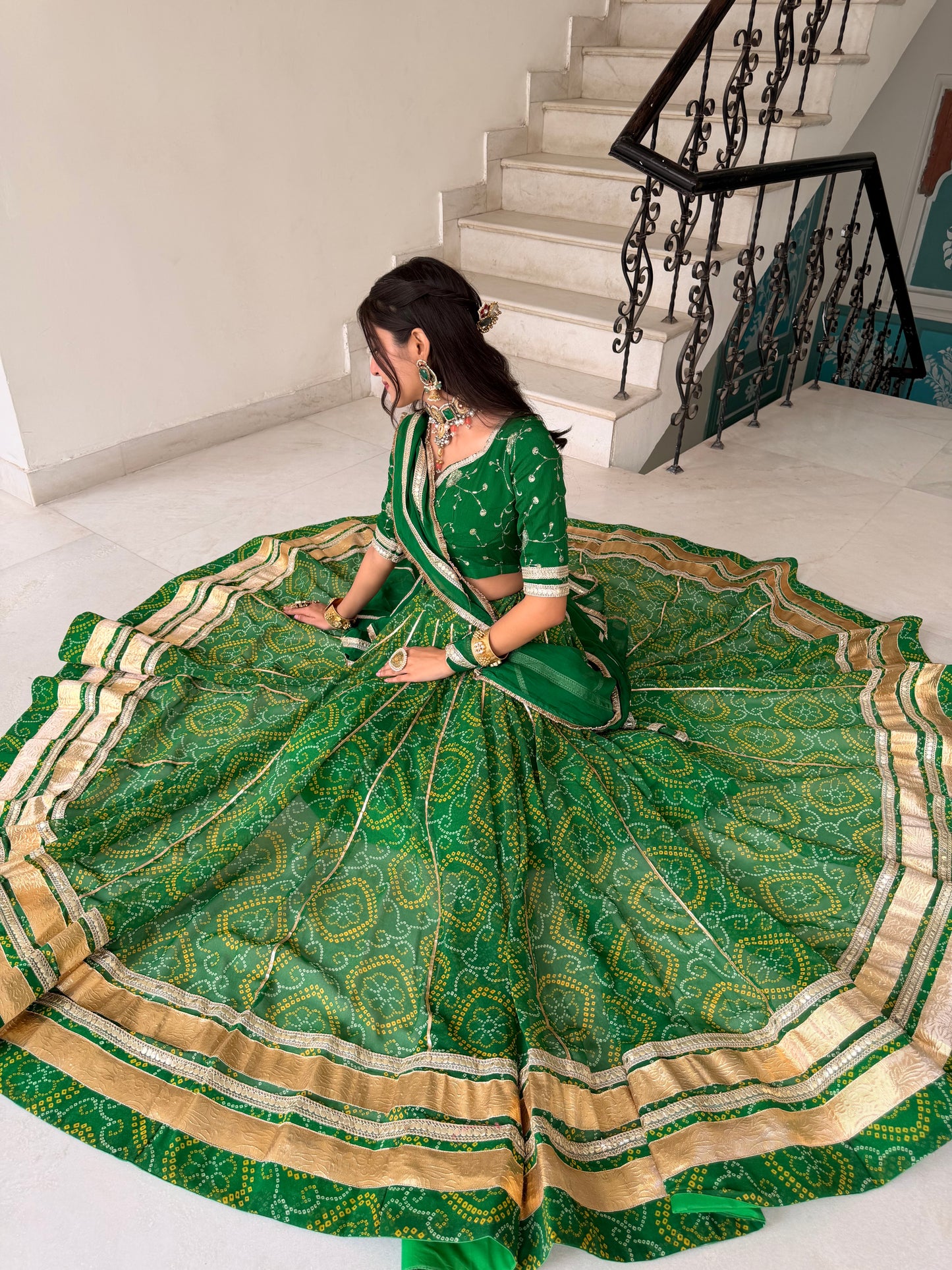 Shweta Green Bandhani Lehenga