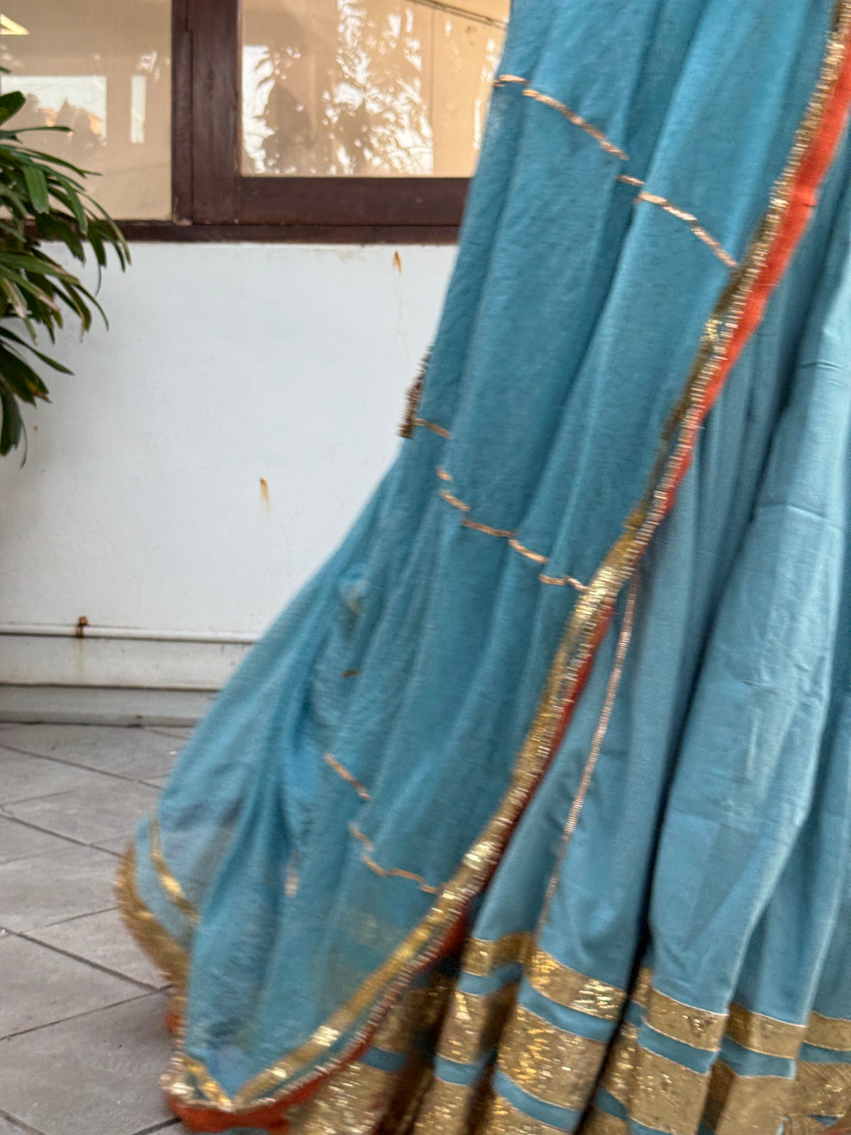 Mannat Firozi Lehenga