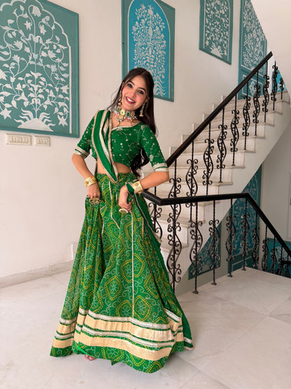 Shweta Green Bandhani Lehenga