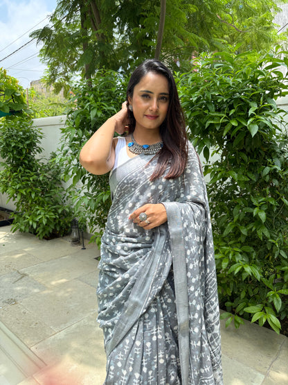 Aashvi Dabu Linen Saree (Teerth By Amaanyaa)