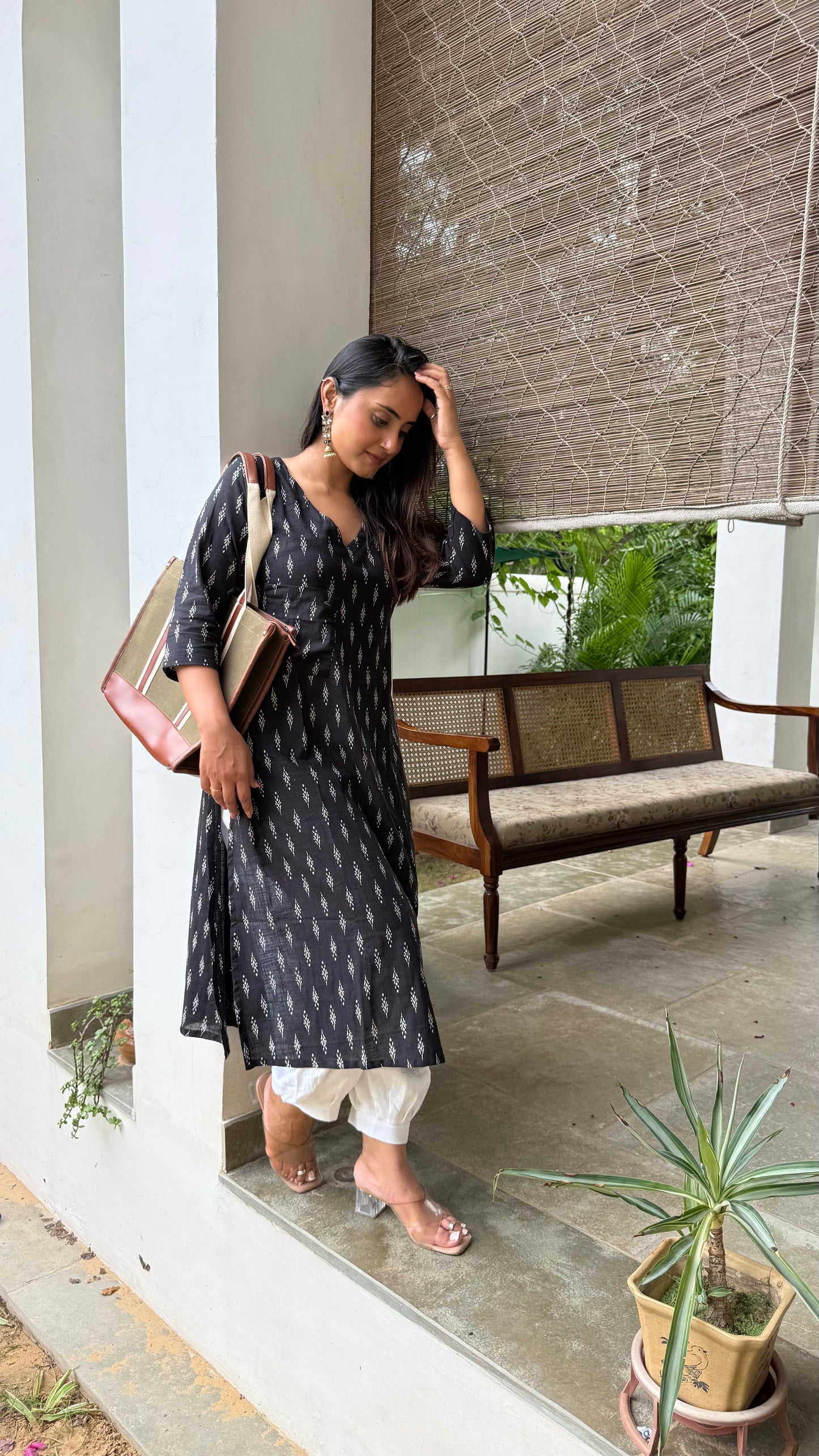 NEEMA BLACK KURTA SET