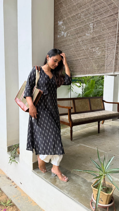 NEEMA BLACK KURTA SET