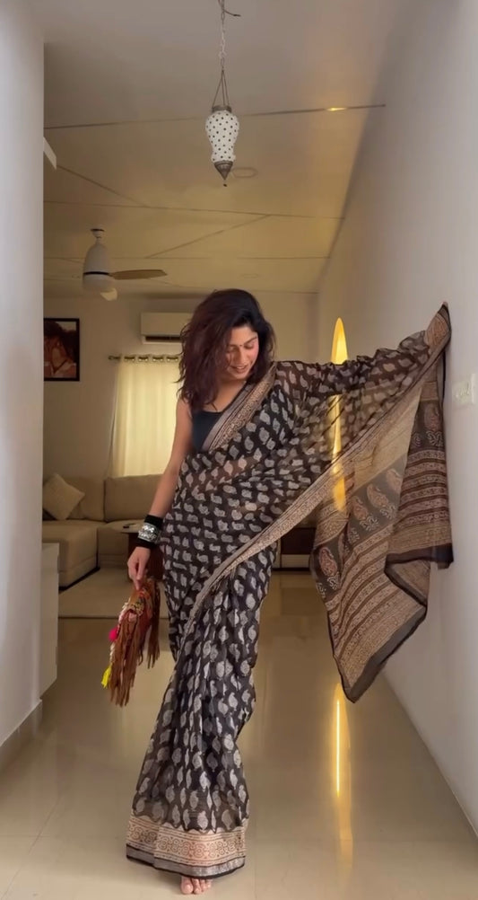 Kamini Kotadoriya Saree ( Teerth By Amaanyaa )