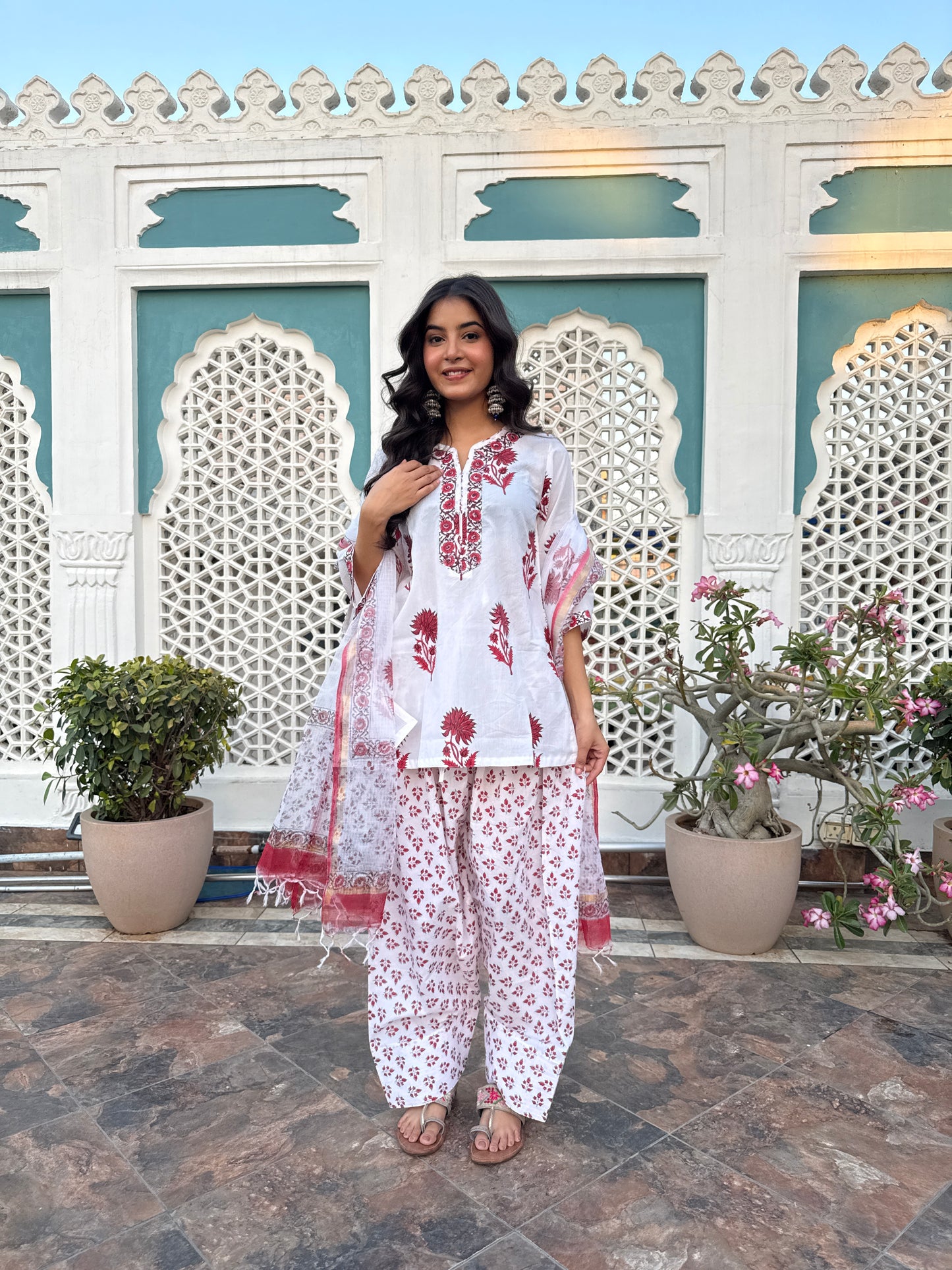 Prakriti Red Handblock Farsi Set