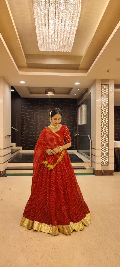 Laal Mothda Lehenga