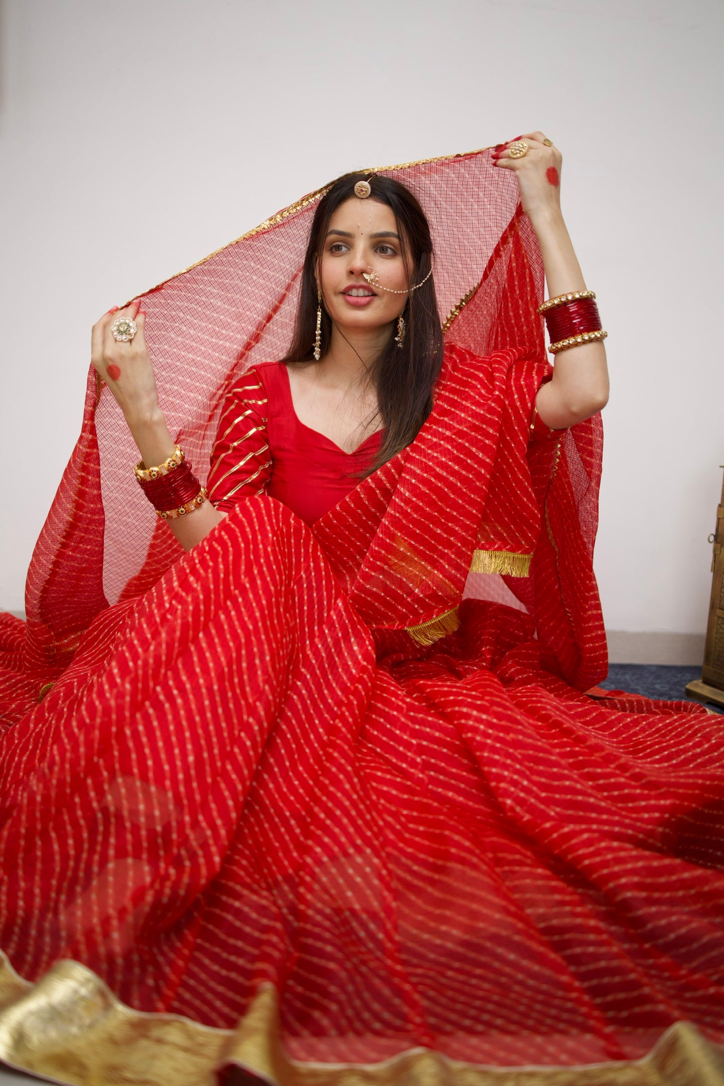 Laal Mothda Lehenga